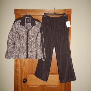 NEW Women Size XL Activology 2 Piece Track Pants & Jacket Brown Animal Print Set